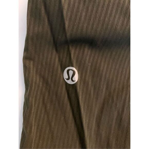 Lululemon Dance Studio Crop *25" olive green women's size 10 W6AVQS - Picture 3 of 4